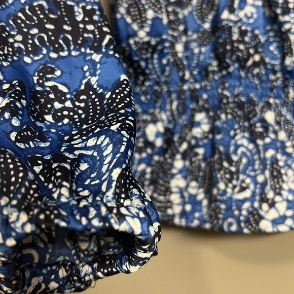 Michael Kors Blue Paisley Top EUC - Picture 5 of 7